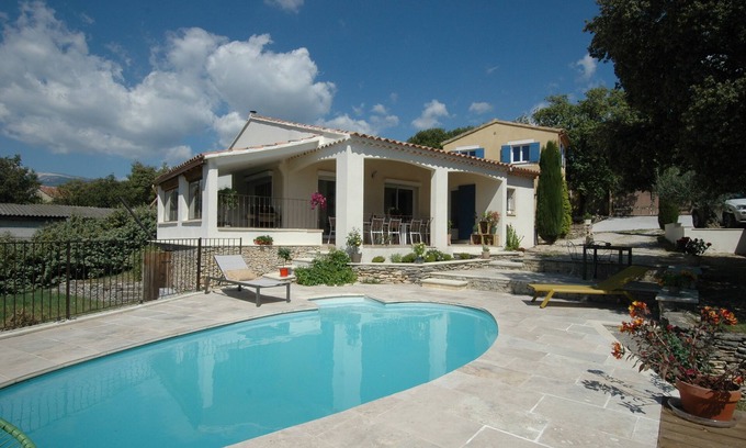 Villes-sur-Auzon House | POOL HOUSE WITH BEAUTIFUL VIEW