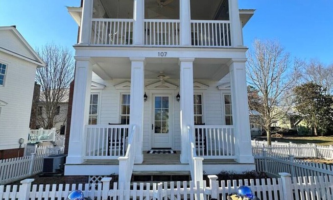 Pisgah Cottage | Pool I Trails I Views Nearby I Gorham's Bluff