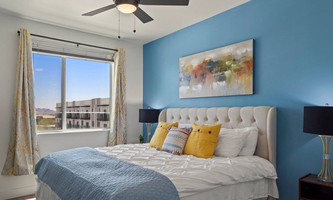 Desert View Village Condo | Pool ※ Mayo Hospital※Parking※Golf&King Bed