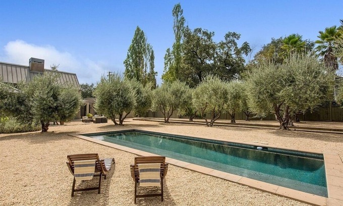 St. Helena House | Pool, Olive Grove, Bocce Court, Walk to town
