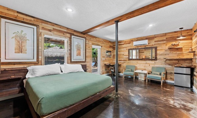 Gulfport House | Pool Paradise | Gym, Sauna, Bar