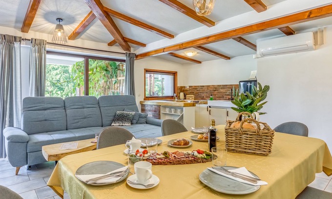 Smarje pri Jelsah Apartment | Pool Suite Pumpkin, Podplat, Slovenia