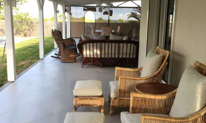Mahebourg Villa | Pool Villa in Beau Vallon
