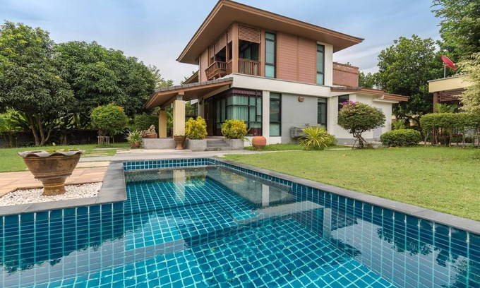 Nong Prue Villa | Pool Villa Pattaya by Passionata