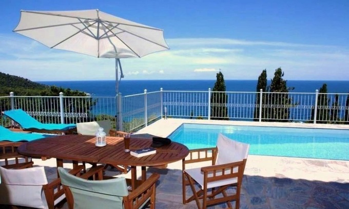 Xanthi Region Villa | Pool Villa Perivoliou walking distance to 4 beaches, near Mamma Mia Church