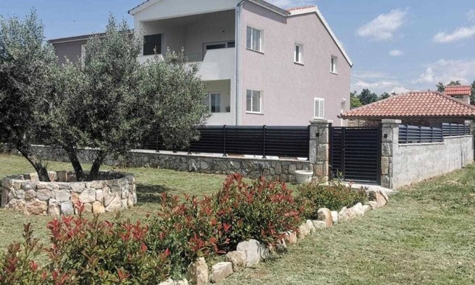 Oklaj Villa | Pool Villa Silence Near Krka National Park