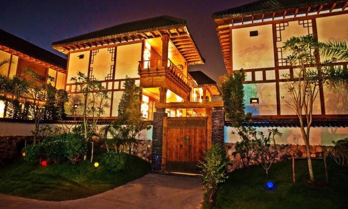 Central Pattaya Villa | Pool Villas Korea Style