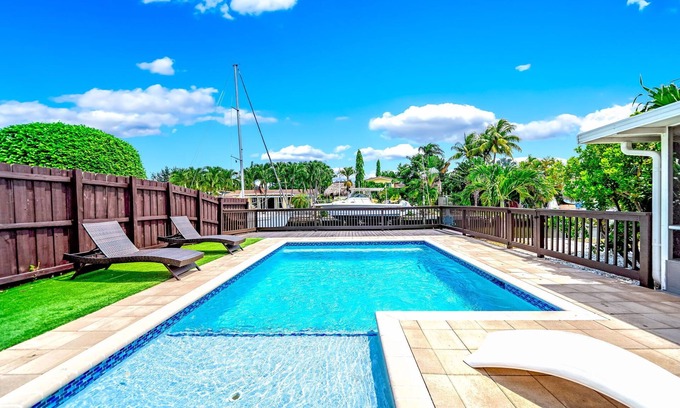 Riverside Park House | Pool! Waterfront & Tiki Hut! Close To Beach!