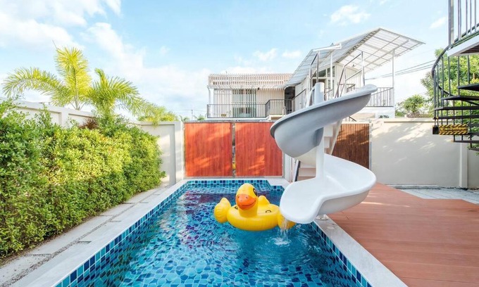 Huai Yai House | Poollay StayX2 Poolvilla@Pattaya