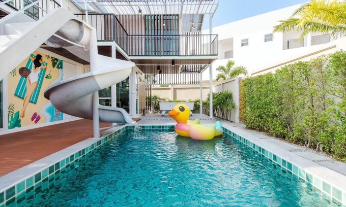 Huai Yai House | Poollay StayX4 Poolvilla@Pattaya พัทยา