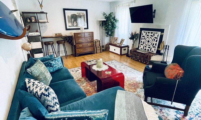 Southampton Condo | Pools tennis gym golf pickelball