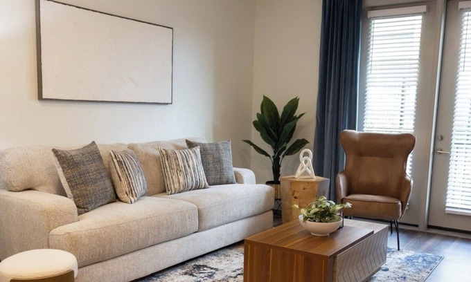Addison Apartment | Poolside Bliss, Trails and Culinary Delights!
