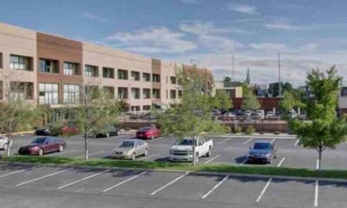Sandusky Apartment | Poolside Condo Downtown Sandusky