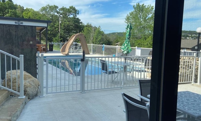 Indian Point Villa | Poolside King Villa 3-Min to SDC, Hot Tub, Waterfalls, Rain Shower Master Bath!