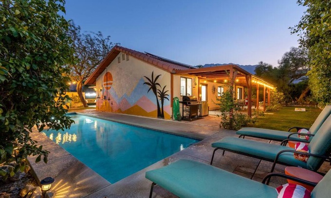 Desert Park Estates House | Poolside Palm Springs Paradise