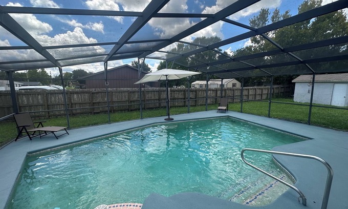 Campbell House | Poolside Paradise Near All the Must-Sees
