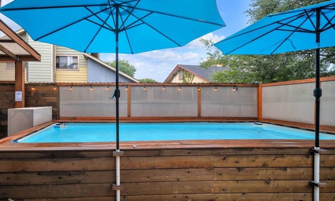 Braun's Farm House | Poolside Paradise with Hot Tub, Sauna & Game Room