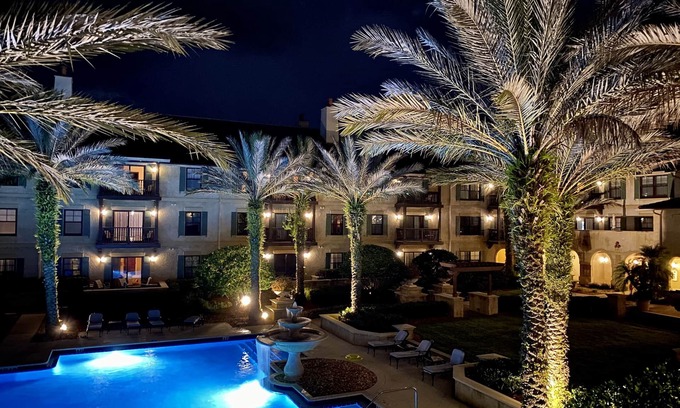 St. Augustine Condo | Poolside Paradise