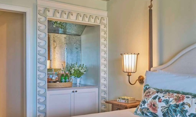 Duck Apartment | Poolside Queens | Award-Winning Spa + Beach Access