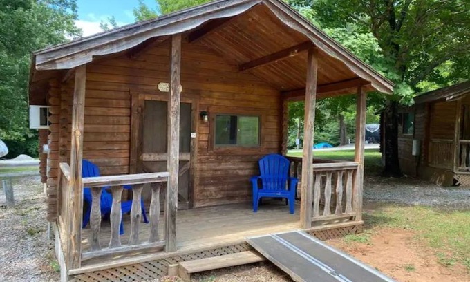 Salisbury Cabin | Poolside Rustic Cabin with Amazing Views-Cabin 5
