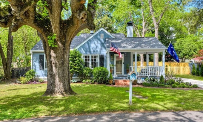 Aiken House | Poplar Cottage, near Bruce’s field, Horse District .