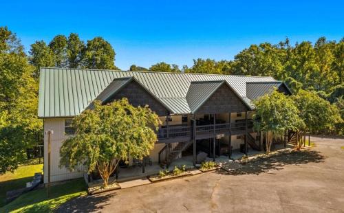 Pigeon Forge Apartment | Poplar Point Condo Unit 12B