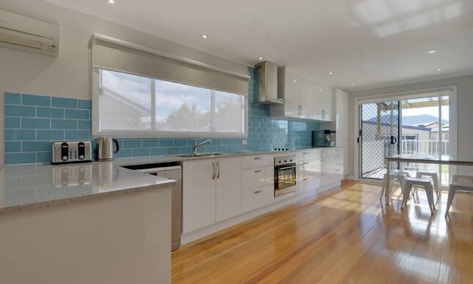 Glenorchy House | Poppies House Hobart