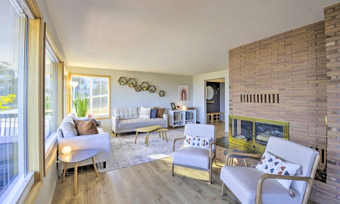 Port Angeles House | Port Angeles Pad < 1 Mi to Olympic Nat'l Park