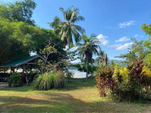 Port Barton House | Port Barton - Paradiso Azul Campsite Beachfront with Internet