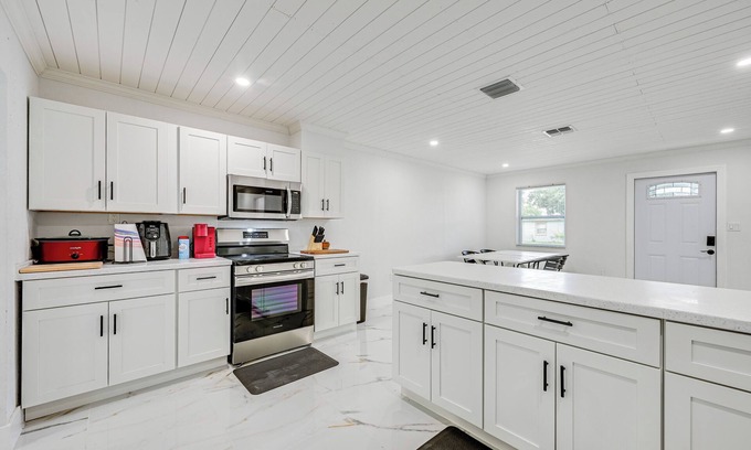 Port Charlotte - Charlotte Harbor House | Port Charlotte Home w/Pool ~ 6 Mi to Punta Gorda