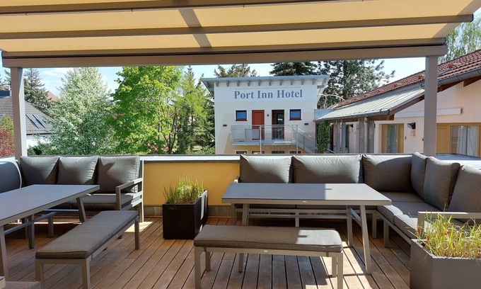 Eichwalde Hotel | Port Inn Hotel Eichwalde