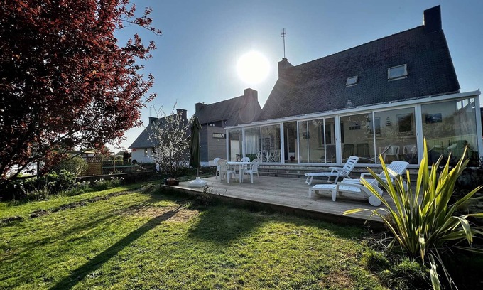 Port-Louis Villa | Port-Louis House, 4 bdrm, beach access, WIFI, pets allowed