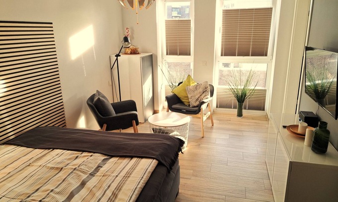 Mitte-Sud Apartment | Port Marina modern harbor apartment in a perfect harbor location