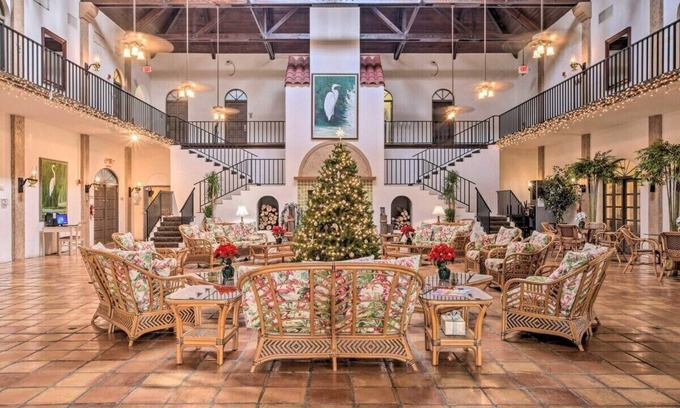Naples Hotel | Port of the Islands Everglades Adventure Resort