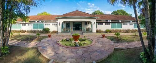 Visconde de Taunay Hotel | Portal Pantaneiro Hotel