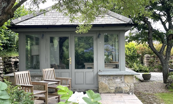 St Just House | Porth Nanven Cottage, Near St Just & Coast, Dog Friendly with Parking