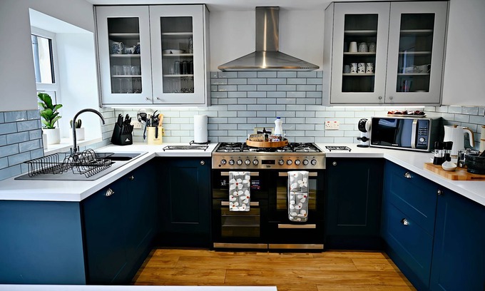 Porthmadog House | Porthmadog, Mountain Views, 5 Bedrooms, 5 Bathrooms, Sleeps 11
