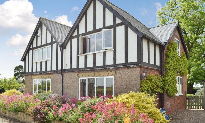 Eastrington House | Portington Lodge