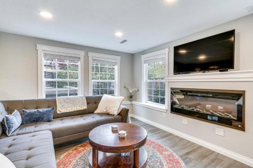 West Portland Park House | Portland Vacation Rental Near Parks and Downtown!