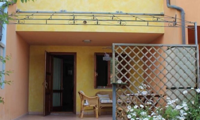 Porto Alabe House | Porto Alabe: At 100 meters from the beach, the cool of the house to relax in the garden