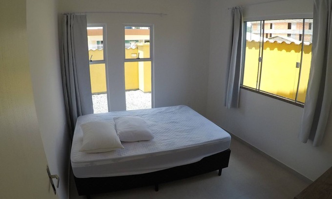 Porto Belo House | PORTO BELO 4 Bedroom House, 300m from the beach, sleeps 11 people