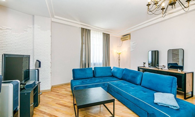 Yasamal Apartment | Porto Pizza Luxury Apartment