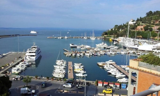 Monte Argentario Apartment | Porto Santo Stefano: Apartment/flat - Porto Santo Stefano