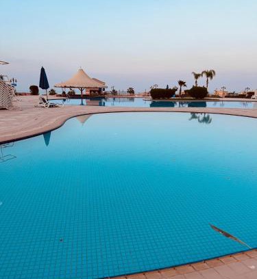 Ras Sudar Ski Chalet | Porto Sokhna Water Front Family Chalets VIP