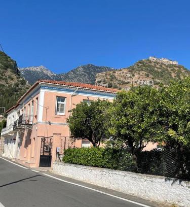 Mystras Apartment | Portokalia
