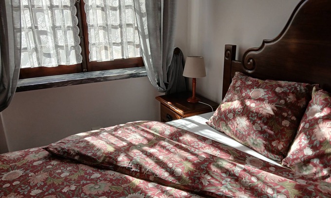 Atouguia da Baleia Villa | Portuguese Traditional Villa