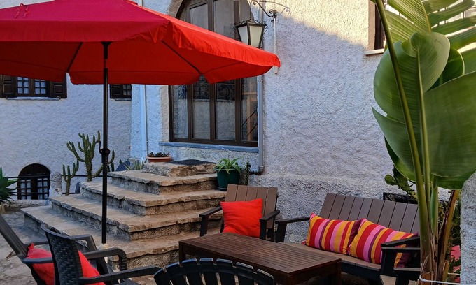 Atouguia da Baleia Villa | Portuguese Traditional Villa, Free WiFi