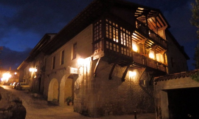 Santillana del Mar Hotel | Posada La Casa del Organista