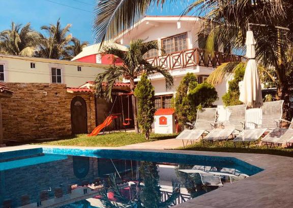 Acapulco Bed & Breakfast | Posada Las Palmas