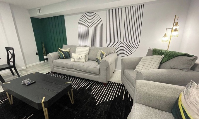 Atlantic City Condo | Posh Paradise -Modern Close to Casino and Water Park